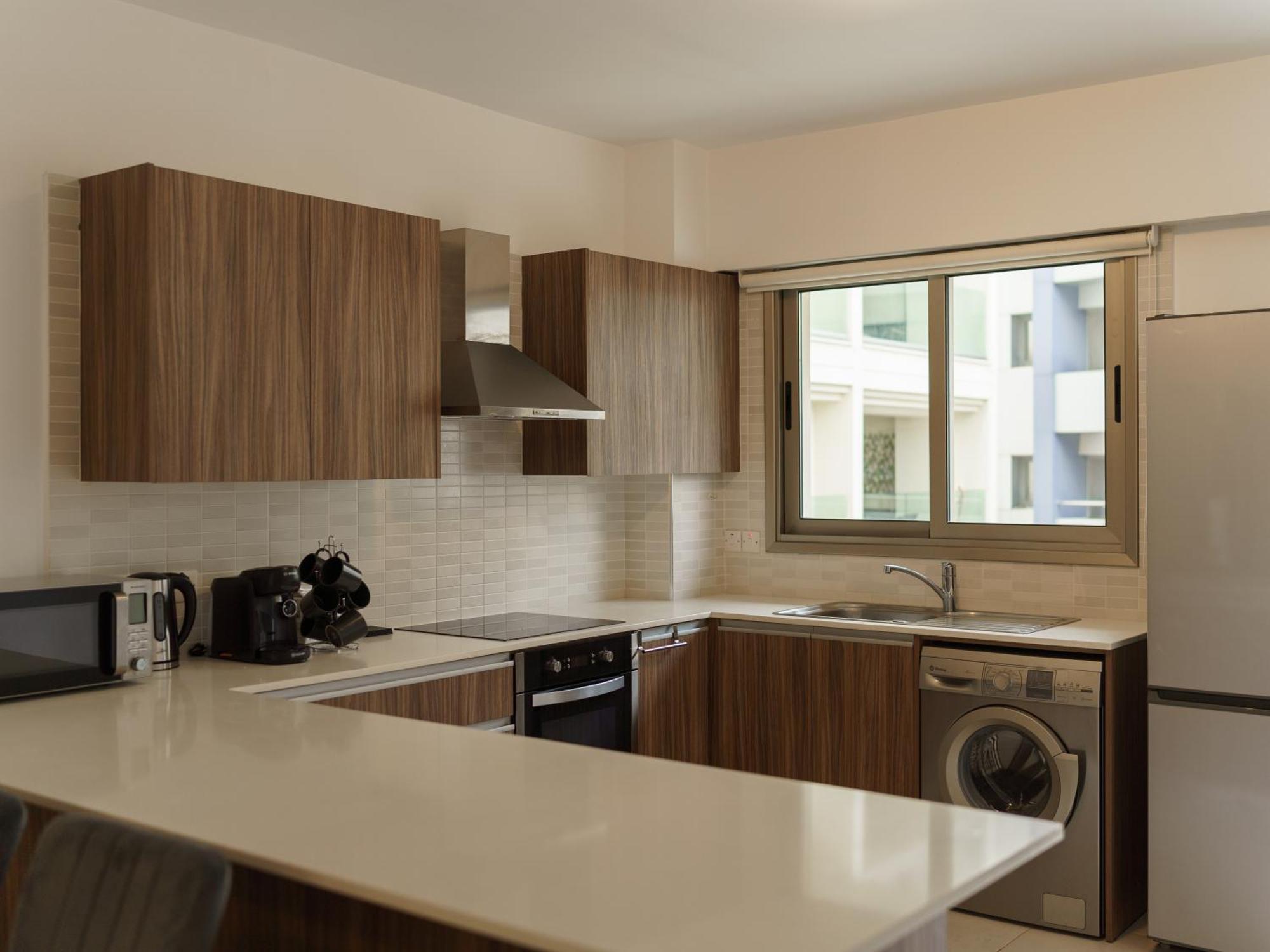 Halcyon Central Apartment Larnaca Extérieur photo