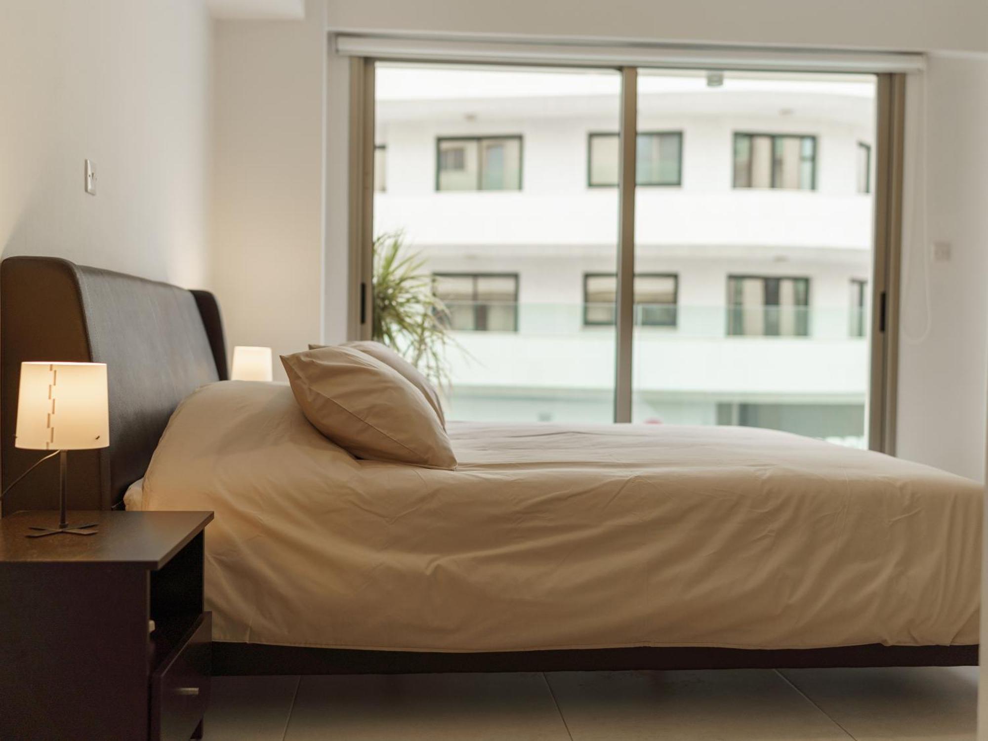 Halcyon Central Apartment Larnaca Extérieur photo
